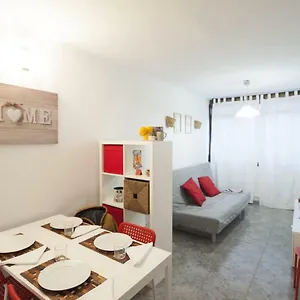 Cosy Fira Barcelona Apartment L'Hospitalet de Llobregat